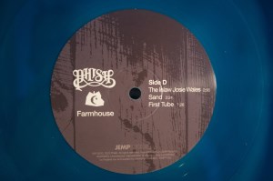 Farmhouse [Northern Lights Pressing] (16)